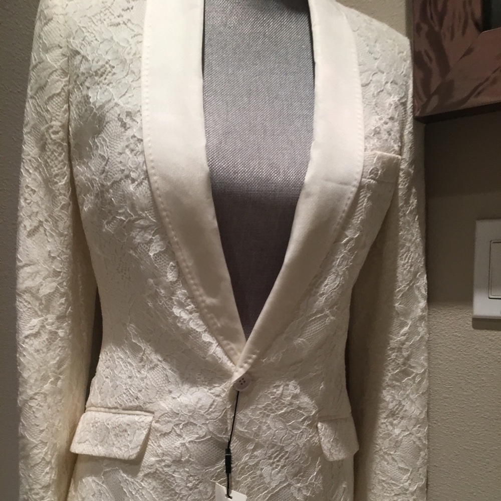 Designer D&G White lace blazer